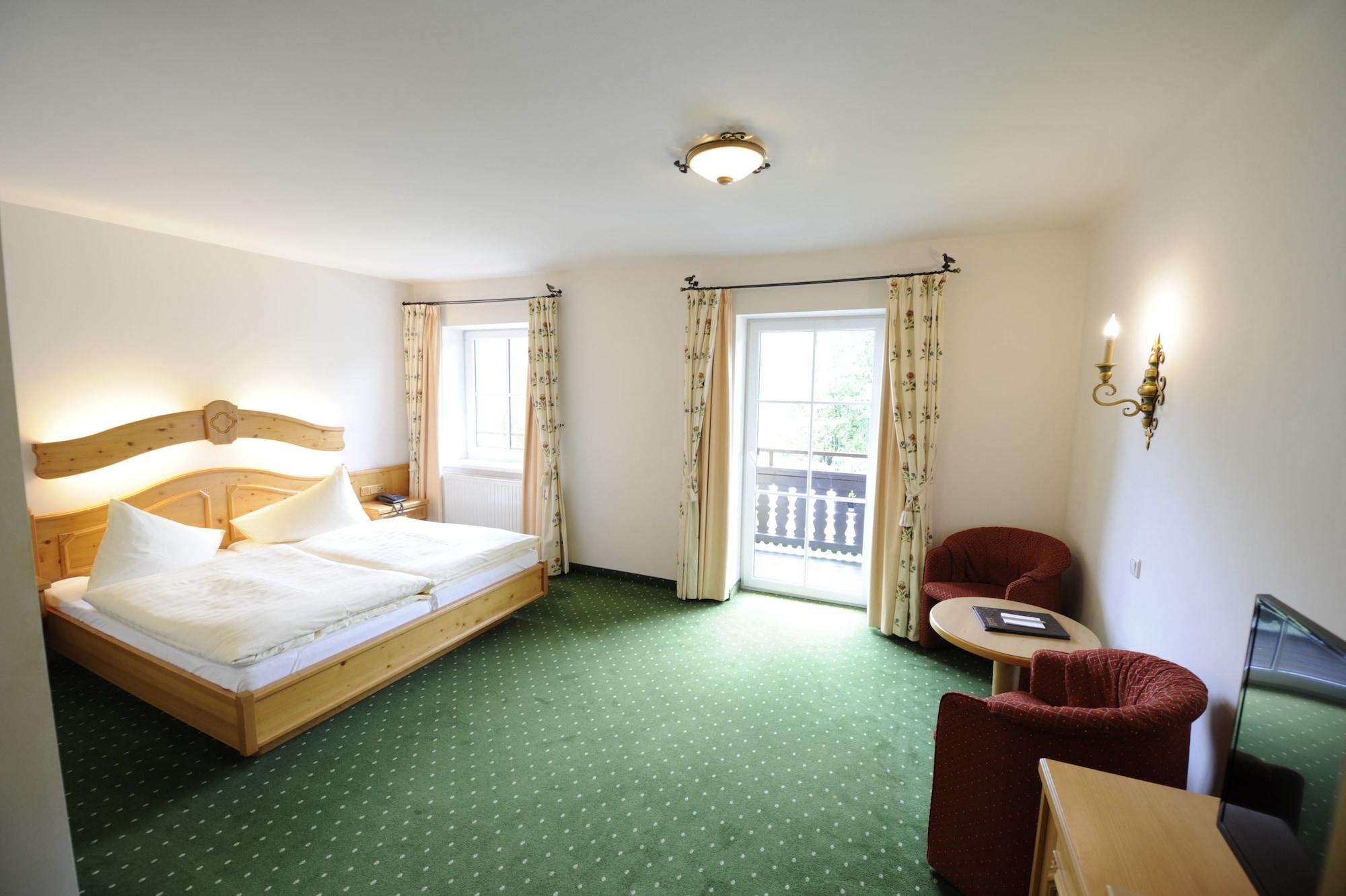 Hotel Saalbacher Hof מראה חיצוני תמונה